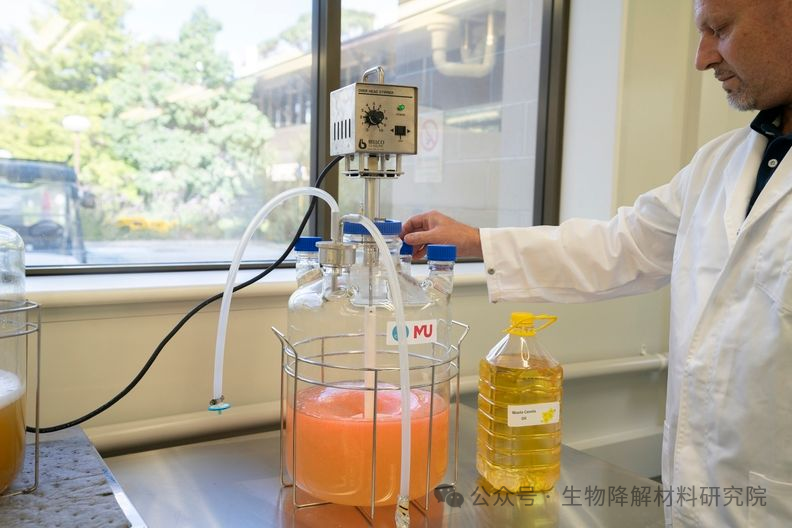 dc59f4cf68b1b738bb12276c40175a8a