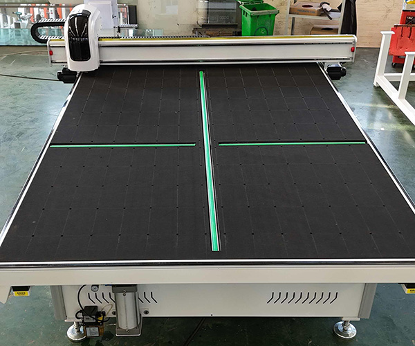 360&deg; rotating cutting head machine