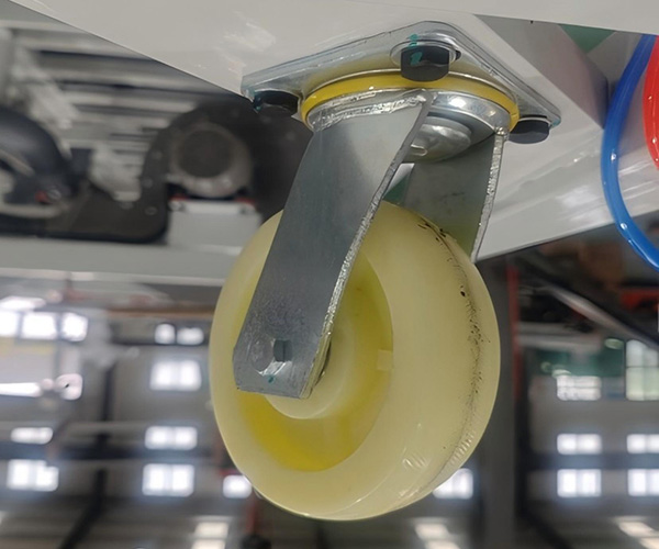 Decorative glass cutting machine