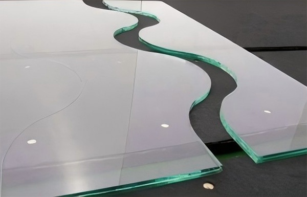 Heavy-duty glass cutting assembly line